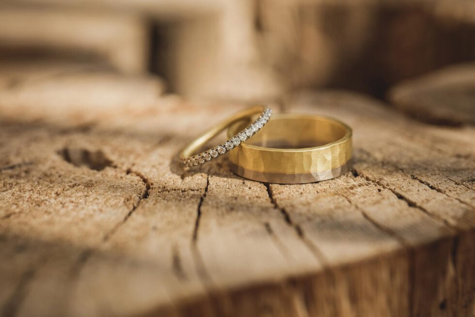 Close-Ups: Focusing on Wedding Bands in San Miguel de Allende