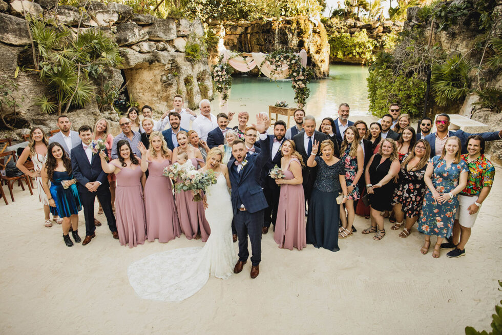 Photographing Large Bridal Parties in San Miguel de Allende